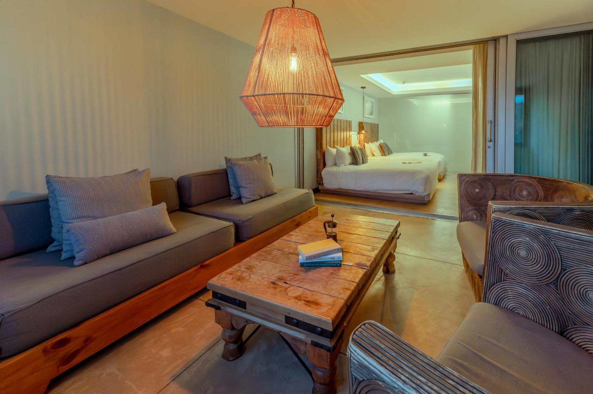 מדיין The Charlee Hotel חדר תמונה